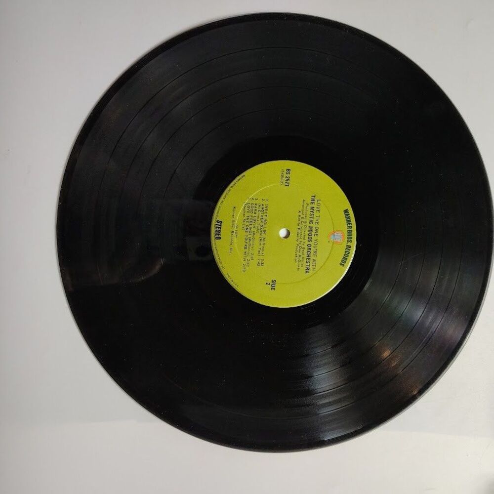 The Mystic Moods Orchestra Love The One You're With  Vintage Record 33  LP Album - Picture 3 of 3